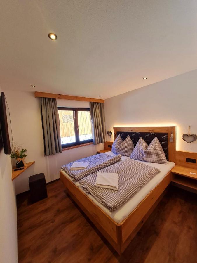 Gut Stein Panoramalodge มึลบาค อัม โฮคเคอนิก ภายนอก รูปภาพ