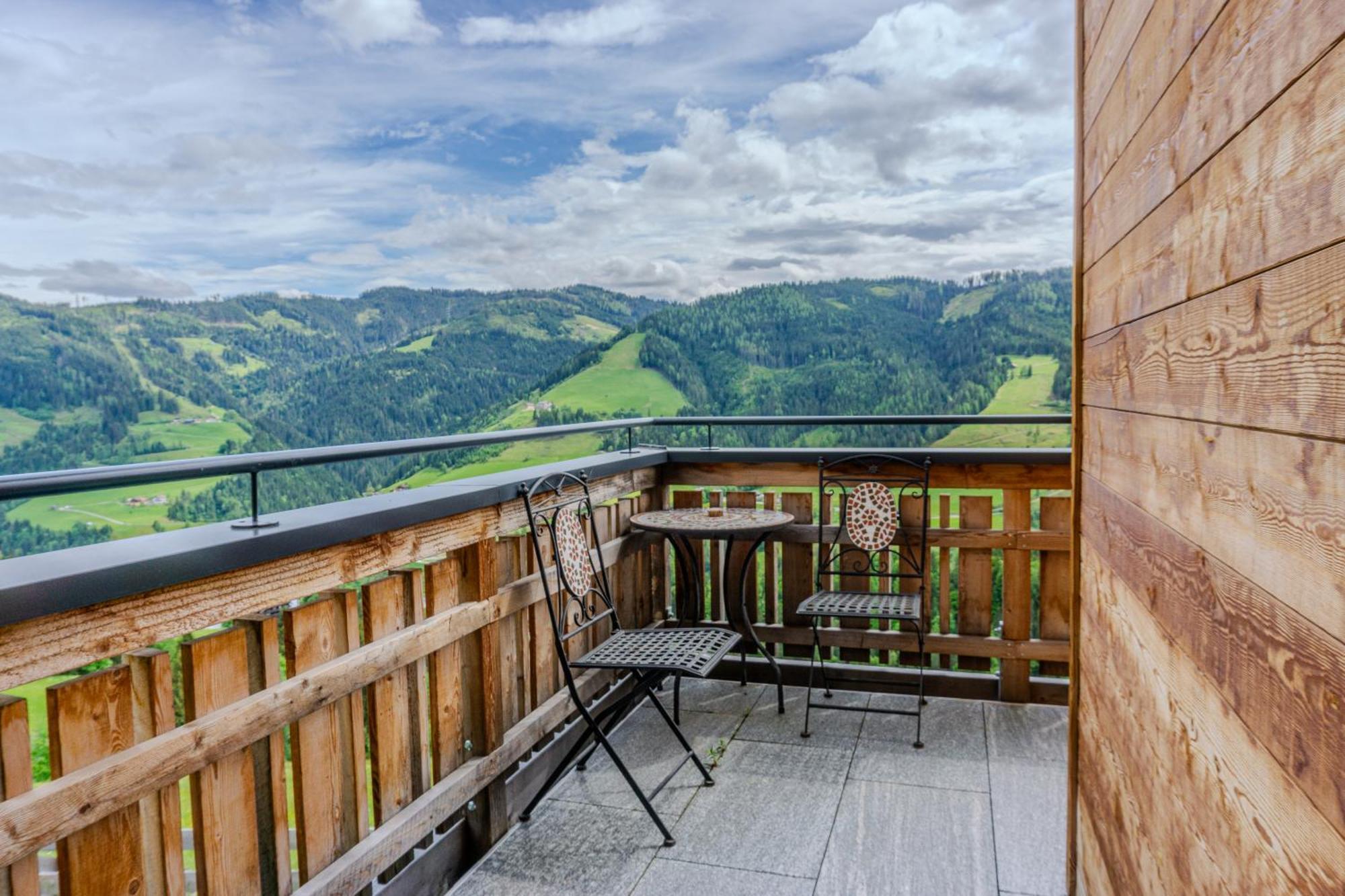 Gut Stein Panoramalodge มึลบาค อัม โฮคเคอนิก ภายนอก รูปภาพ